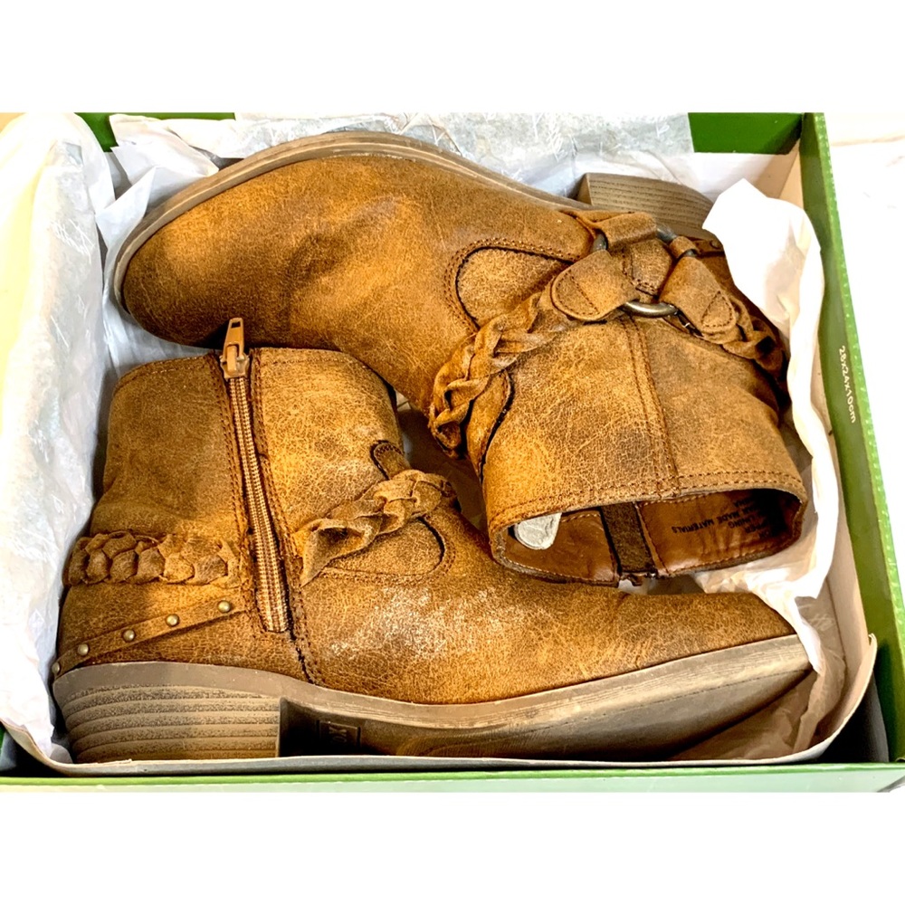 Trotters Luxury Bootie Women's 7.5